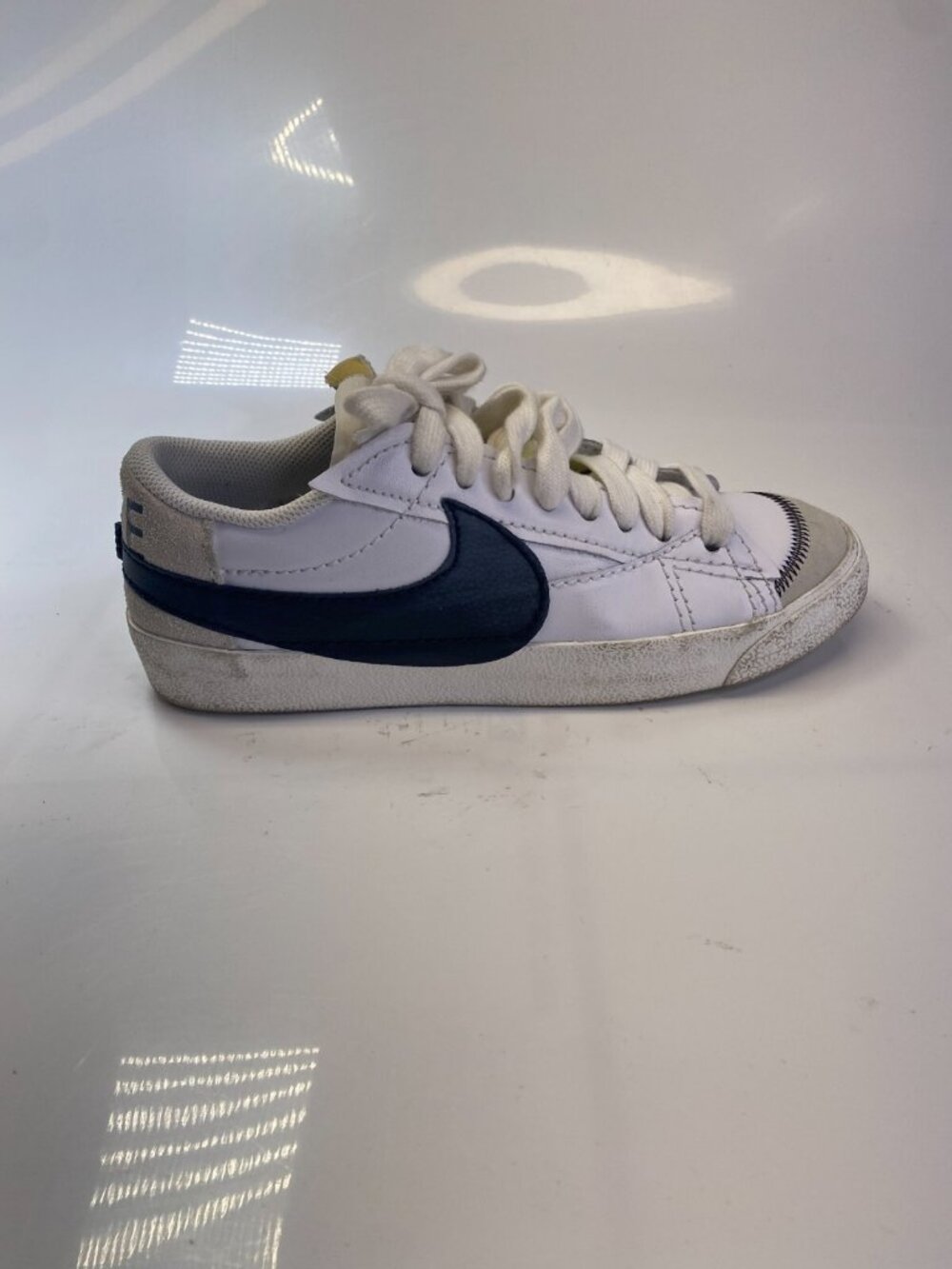 Nike Blazer Womens Low 77 Jumbo White Sneaker Sz 10